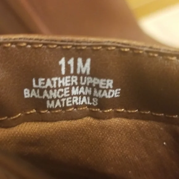 NWOT Bruno Valenti 3' cognac leather pointed toe bootie. Size 11 Unboxed - Picture 3 of 5